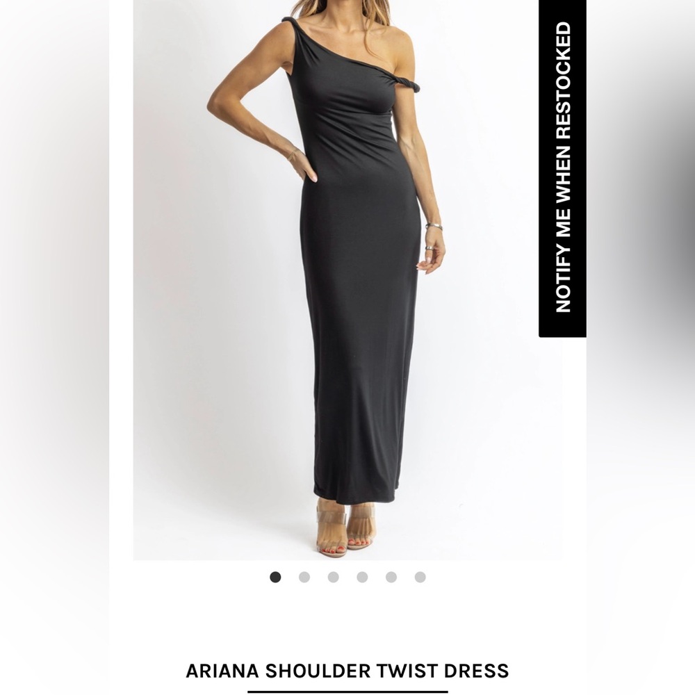 Elegant Black Maxi Dress